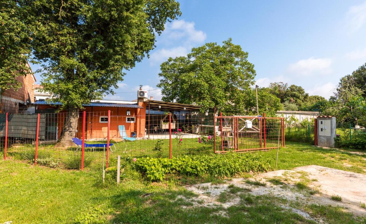Vacation House "Andy" Pula Buitenkant foto
