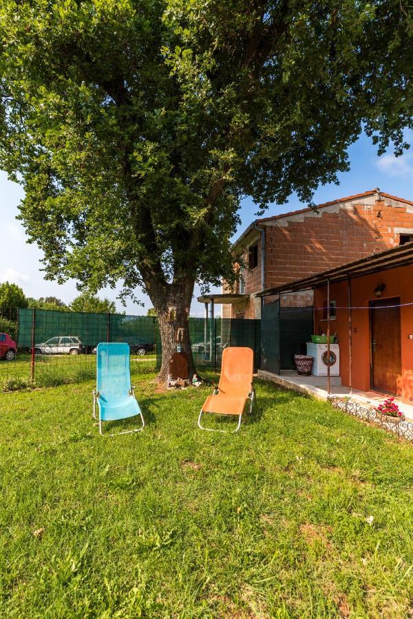 Vacation House "Andy" Pula Buitenkant foto